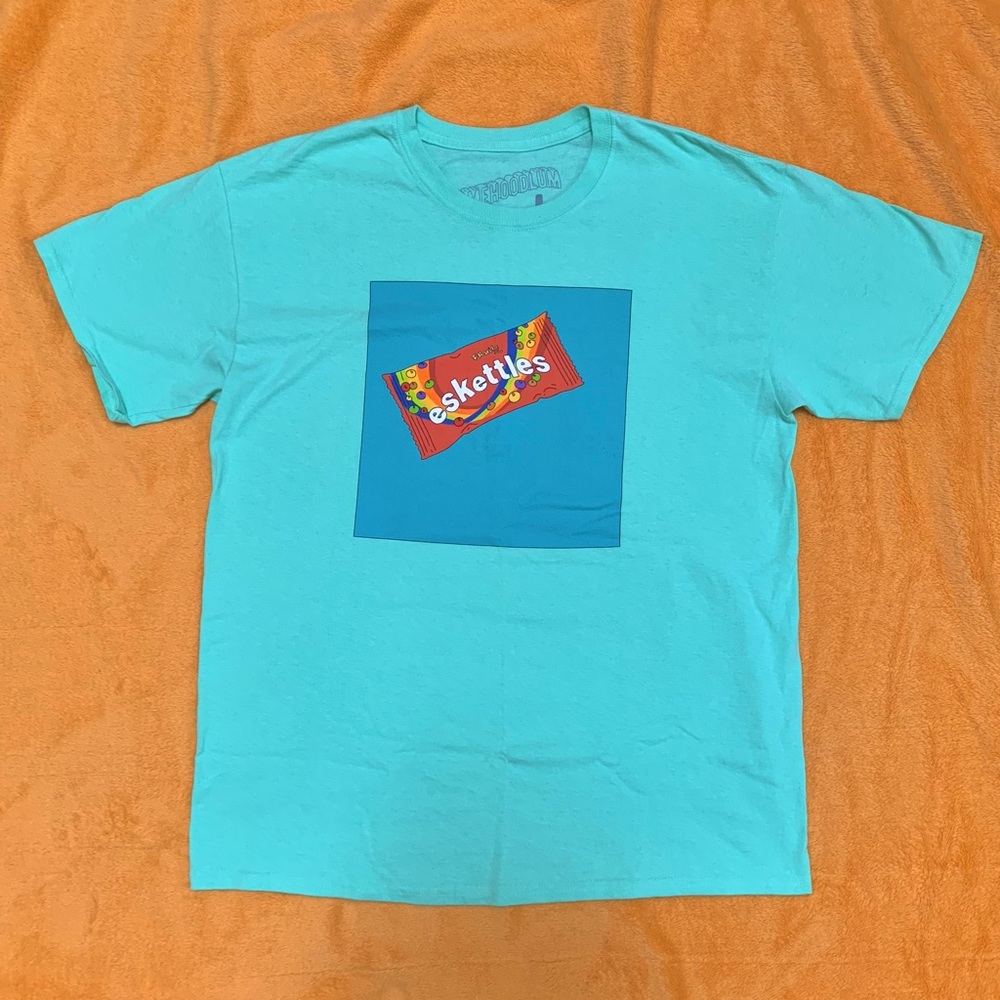 ZUMIEZ mint green tee with skittles graphic